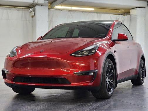 2024 Tesla Model Y Long Range