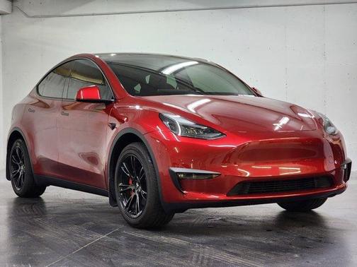 2024 Tesla Model Y Long Range