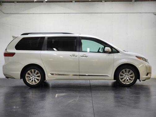 2015 Toyota Sienna Limited Premium