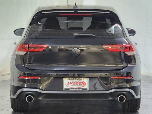 2023 Volkswagen Golf GTI 2.0T S