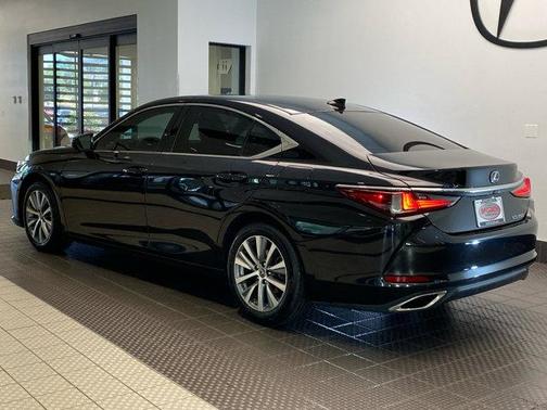 2021 Lexus ES 350 Base