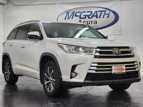 2017 Toyota Highlander SE