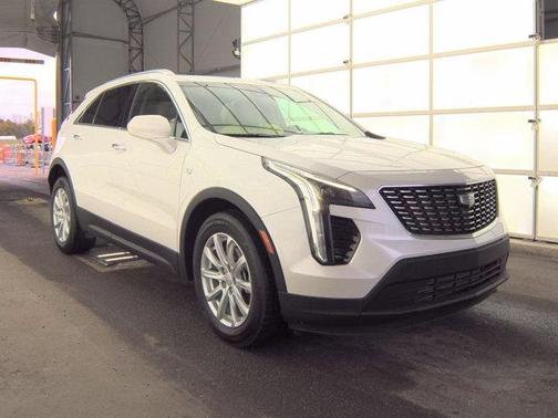 2022 Cadillac XT4 Luxury