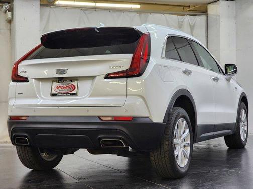 2022 Cadillac XT4 Luxury