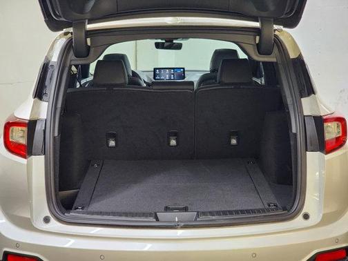 2022 Acura RDX Advance Package