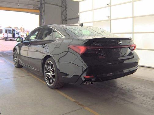 2020 Toyota Avalon XSE