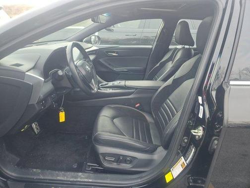 2020 Toyota Avalon XSE