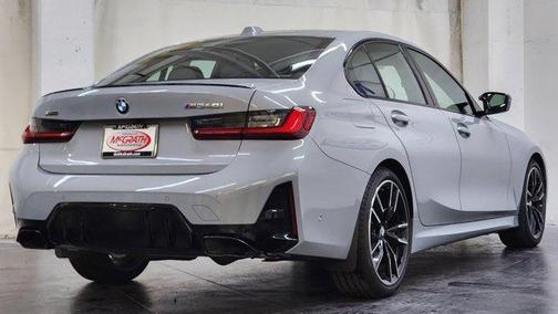 2025 BMW M340 i xDrive