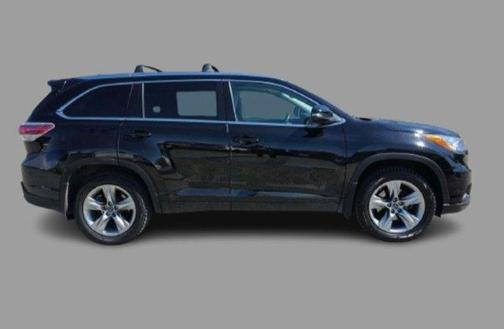 Black Ash 2016 Toyota Highlander Limited