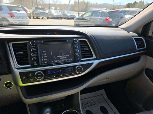 Black Ash 2016 Toyota Highlander Limited