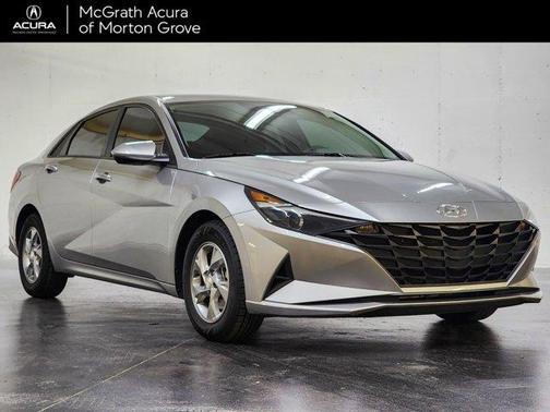 2022 Hyundai ELANTRA SE