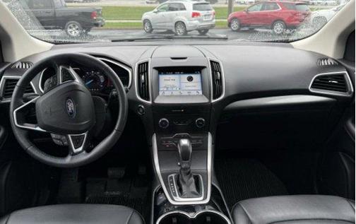 Black / Black 2018 Ford Edge SEL