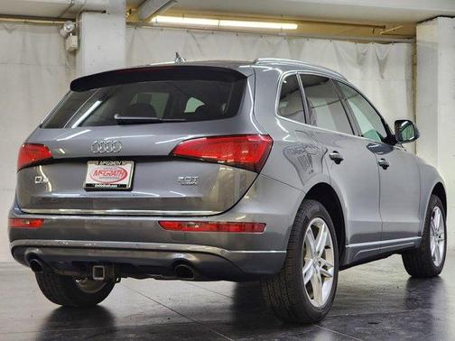 2017 Audi Q5 2.0T Premium Plus