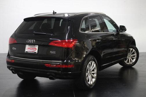 Photo 4 of 32 of 2016 Audi Q5 2.0T Premium Plus