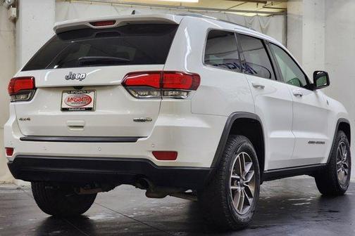 2020 Jeep Grand Cherokee Laredo