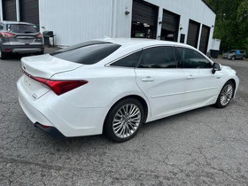 2020 Toyota Avalon Hybrid Limited