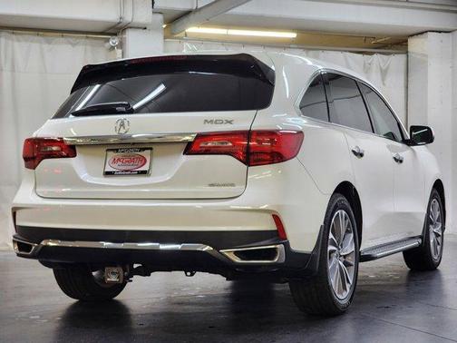 2017 Acura MDX 3.5L w/Technology Package