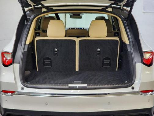 2023 Acura MDX Advance