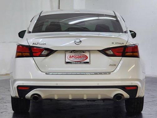 2022 Nissan Altima 2.5 Platinum