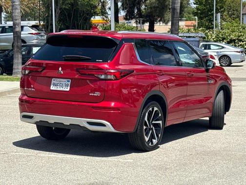 2023 Mitsubishi Outlander PHEV SEL