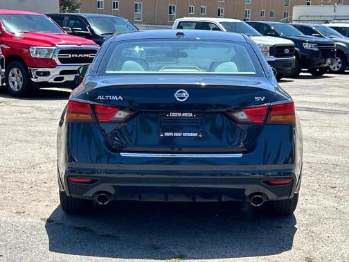 2021 Nissan Altima 2.5 SV