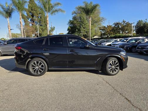 2022 BMW X6 xDrive40i