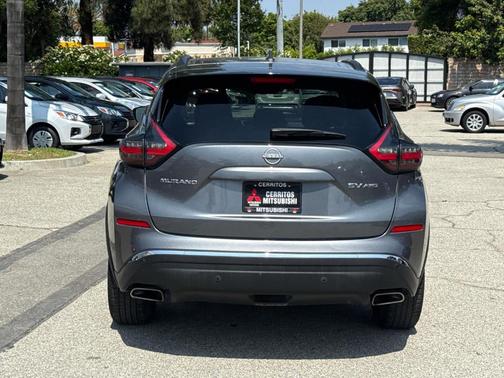 2023 Nissan Murano SV