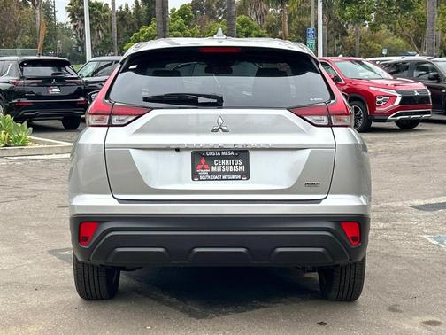 2025 Mitsubishi Eclipse Cross LE
