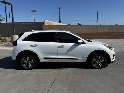 2020 Kia Niro LXS