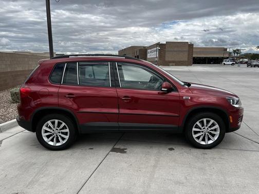 2015 Volkswagen Tiguan Auto SE