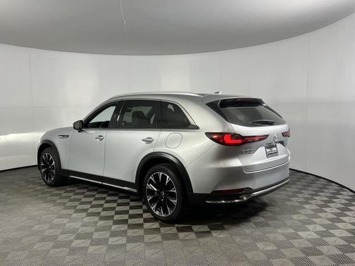 2024 Mazda CX-90 PHEV Premium Plus