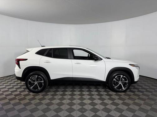 2025 Chevrolet Trax FWD 1RS