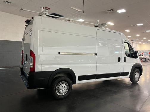 2024 RAM ProMaster 2500 Tradesman