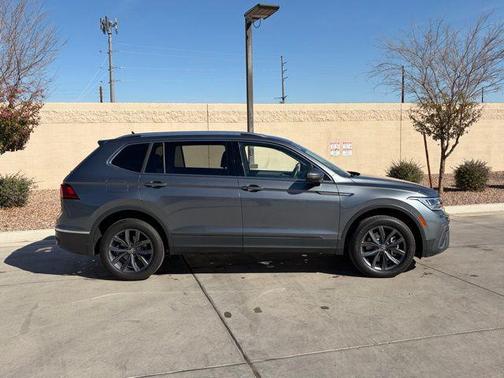 2022 Volkswagen Tiguan 2.0T SE 4MOTION