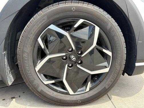Atlas White 2024 Hyundai IONIQ 5 SEL
