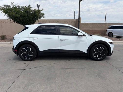 Atlas White 2024 Hyundai IONIQ 5 SEL