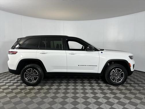 2023 Jeep Grand Cherokee 4xe Trailhawk