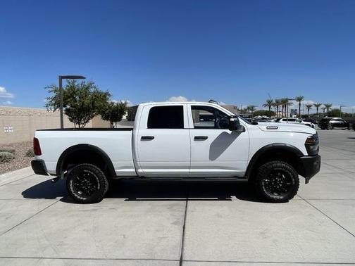 2025 RAM 2500 Tradesman Crew Cab 4x4 6'4' Box