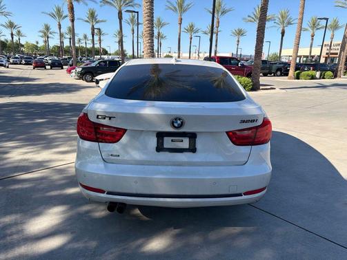 White Metallic 2016 BMW 328 Gran Turismo xDrive