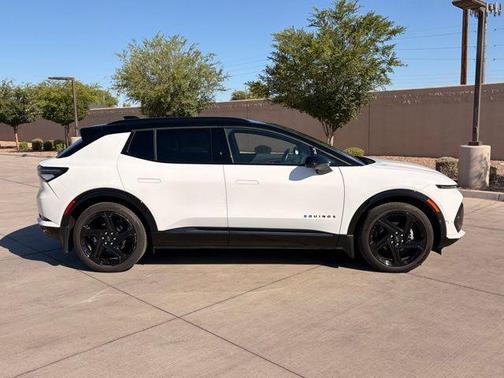 Summit White 2024 Chevrolet Equinox EV RS
