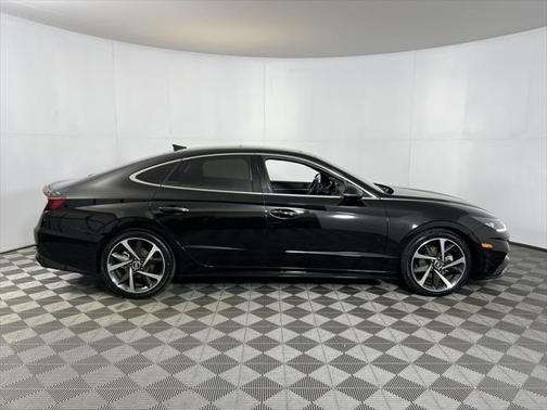 2022 Hyundai SONATA SEL Plus