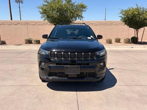 Diamond Black Crystal Pearlcoat 2023 Jeep Compass Latitude