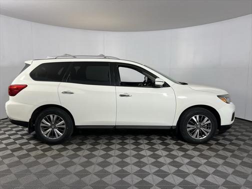 2020 Nissan Pathfinder SV 2WD