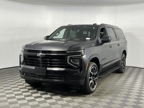 2025 Chevrolet Suburban RST