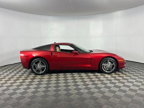 2005 Chevrolet Corvette Base