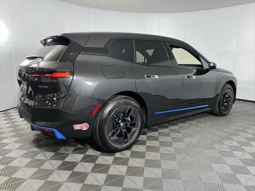 2024 BMW iX xDrive50