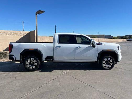 2024 GMC Sierra 3500 Denali