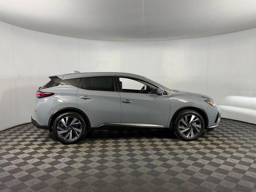 2024 Nissan Murano SL FWD