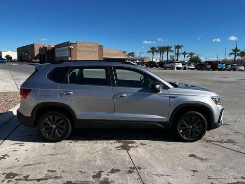 2023 Volkswagen Taos 1.5T S