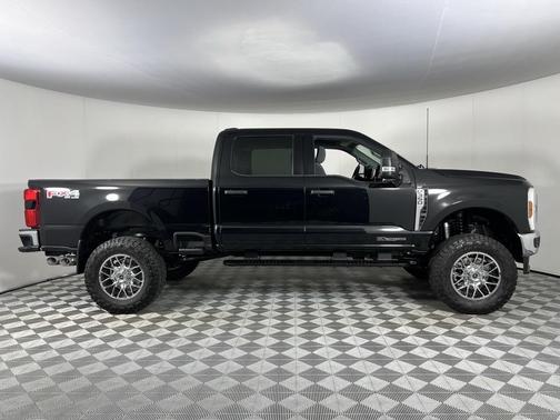 2024 Ford F-350 XLT